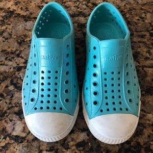 Native Jefferson Iridescent Shoes